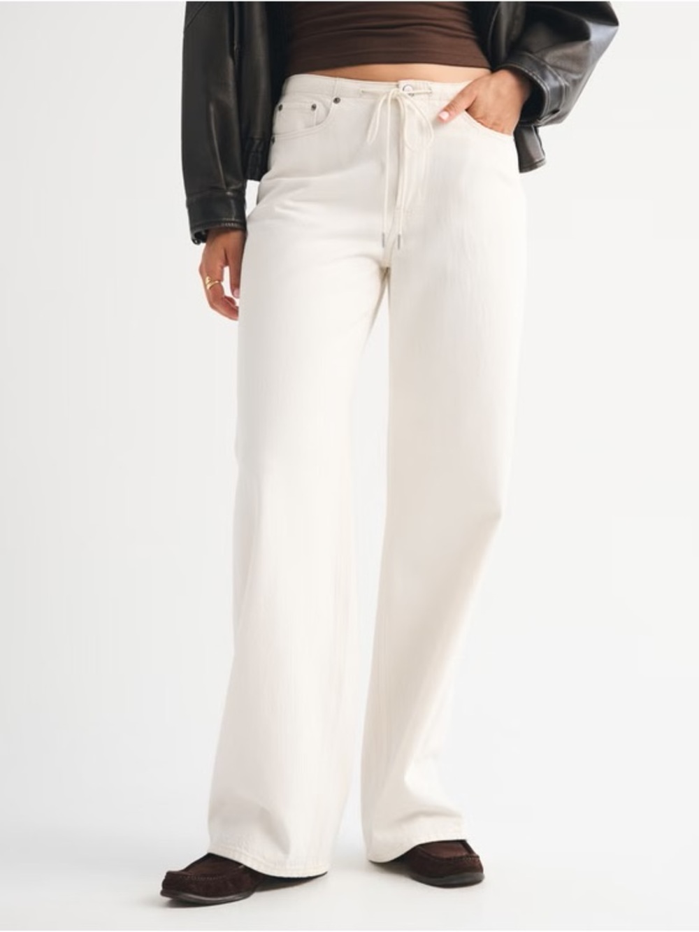 Ultra Loose Low Rise Jeans - Picture 5 of 8